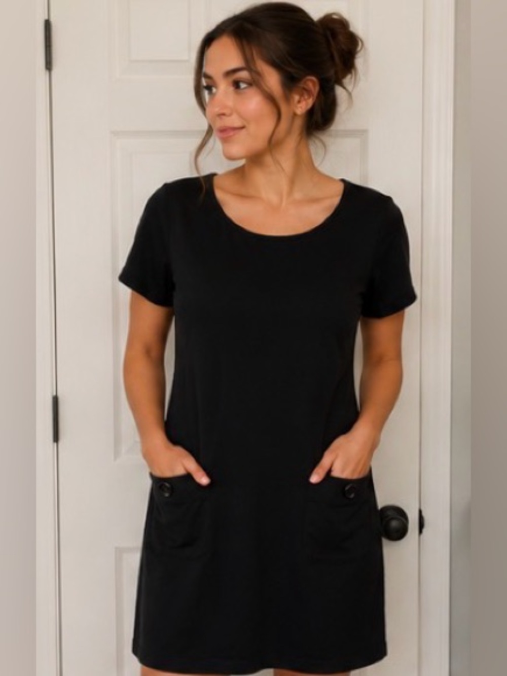 Max Studio Black Short Sleeve Shift Dress with Pocket Detail – Women’s Medium